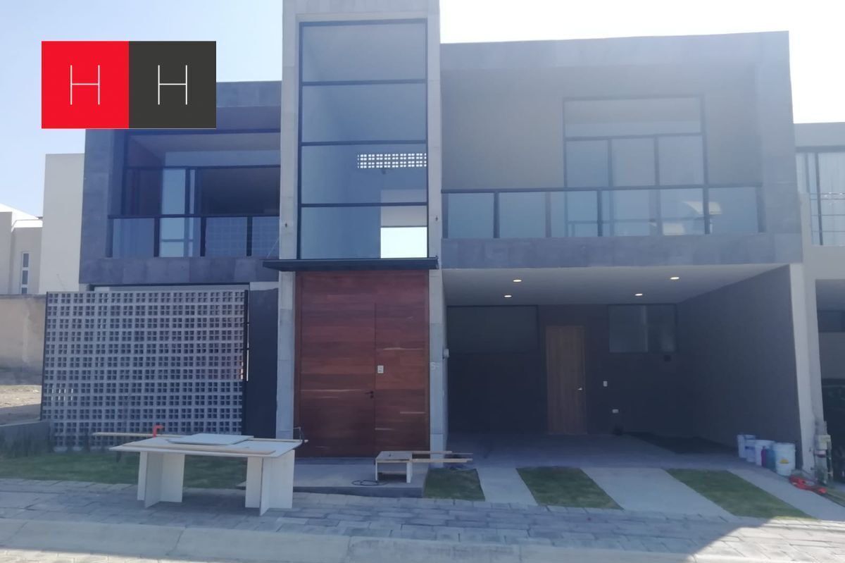 Casa en Venta en Residencial Quetzalcóatl en la Recta a Cholula