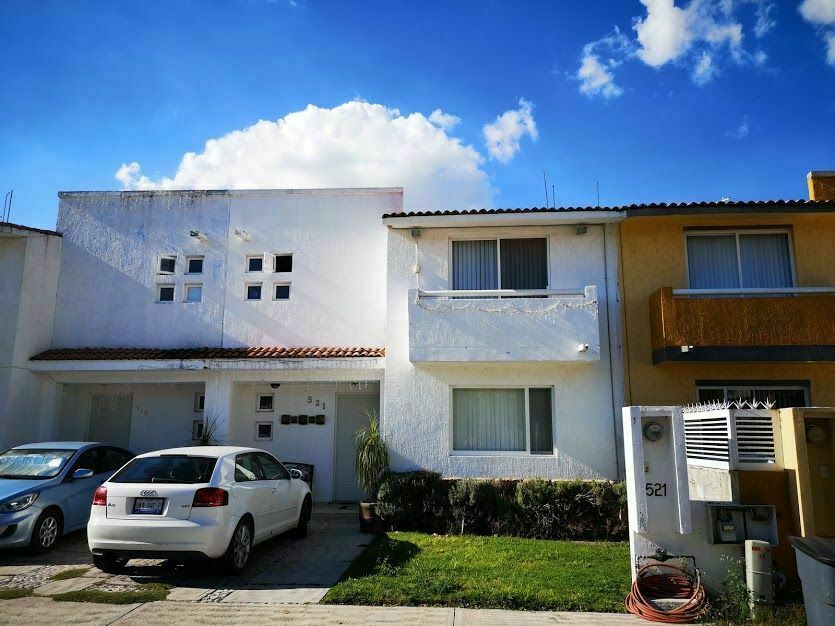 Casa en venta en Residencial Santuarios, El Pueblito.