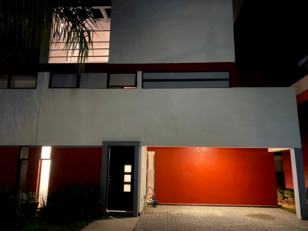 CASA EN VENTA EN SAN PEDRO TLAQUEPAQUE