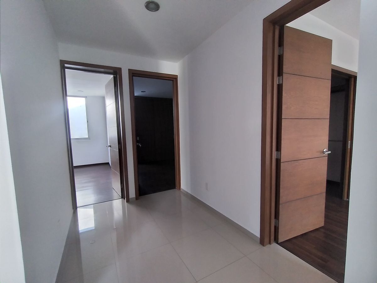 casa-en-venta-en-solares12-21350