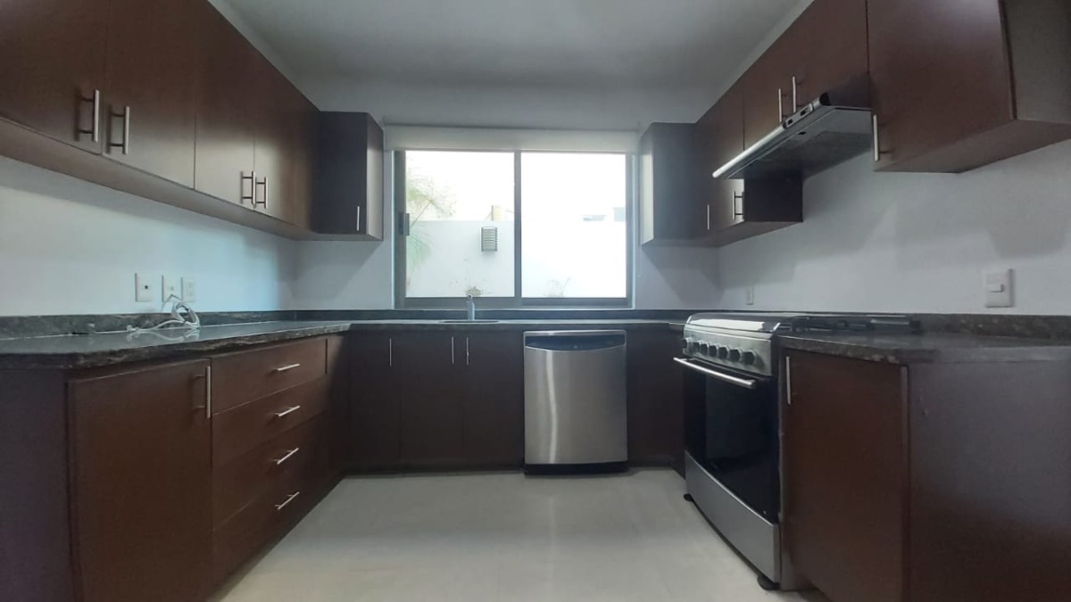 casa-en-venta-en-solares12-22513