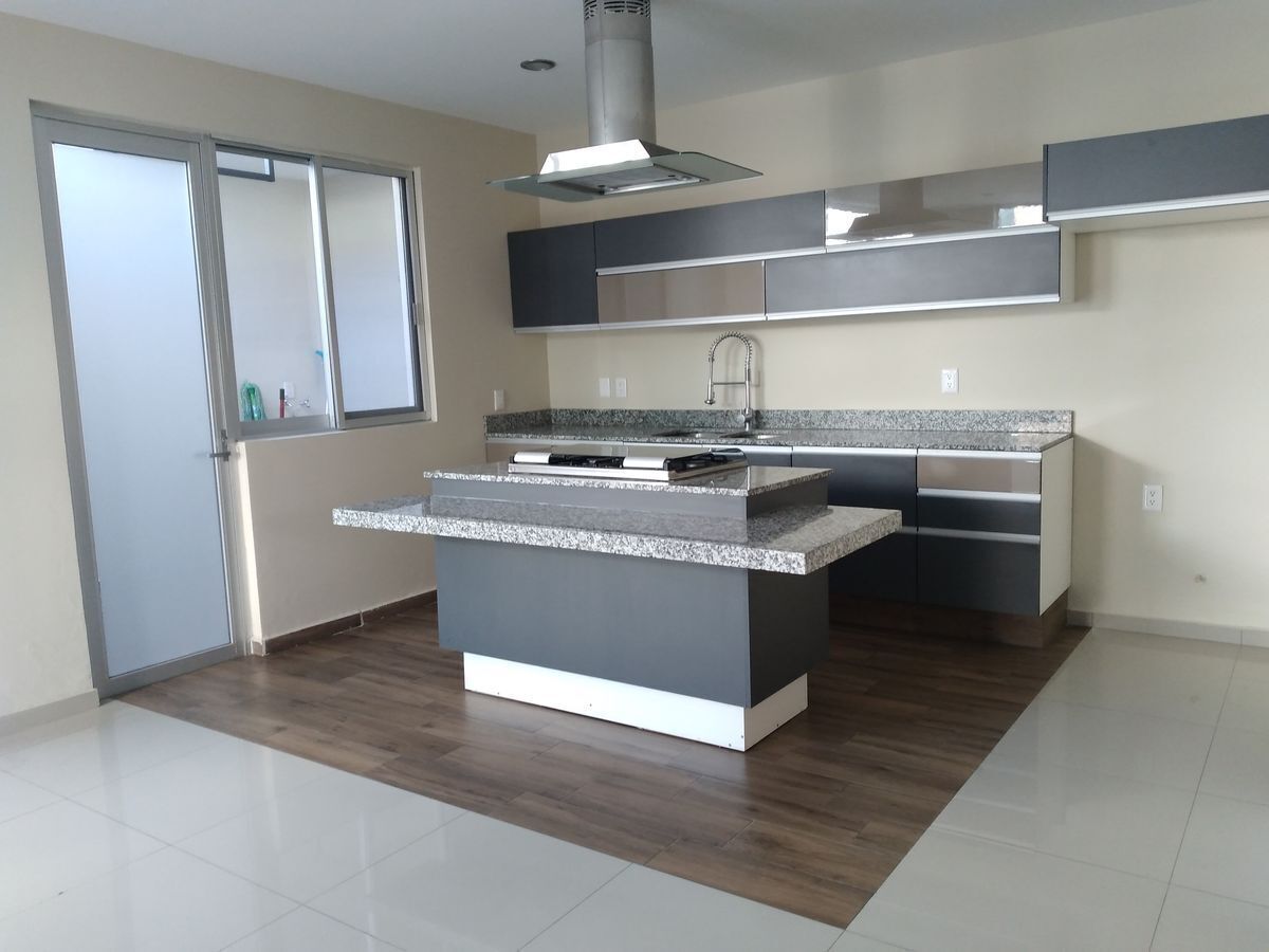 casa-en-venta-en-solares5-21350