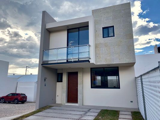 CASA EN VENTA EN TEJEDA, CORREGIDORA QUERÉTARO