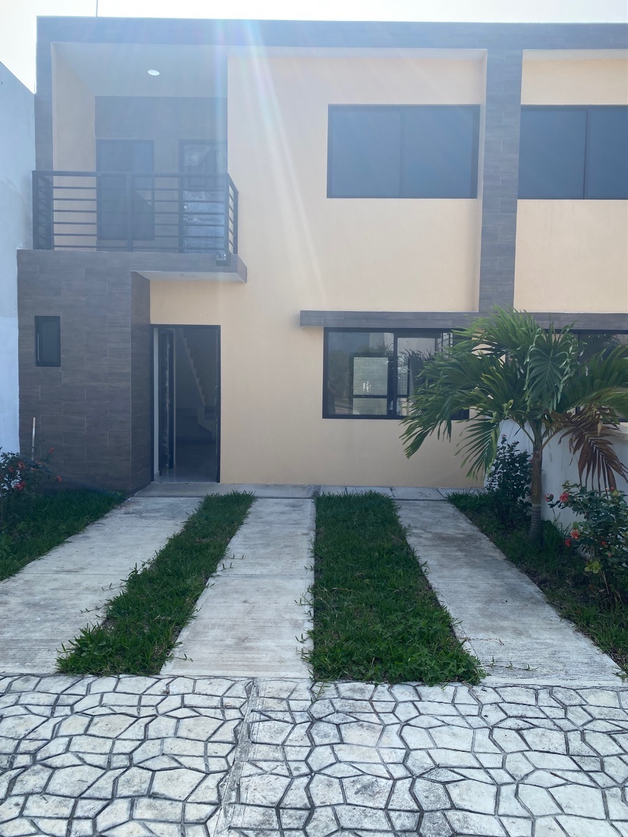 CASA EN VENTA EN TUXPAN