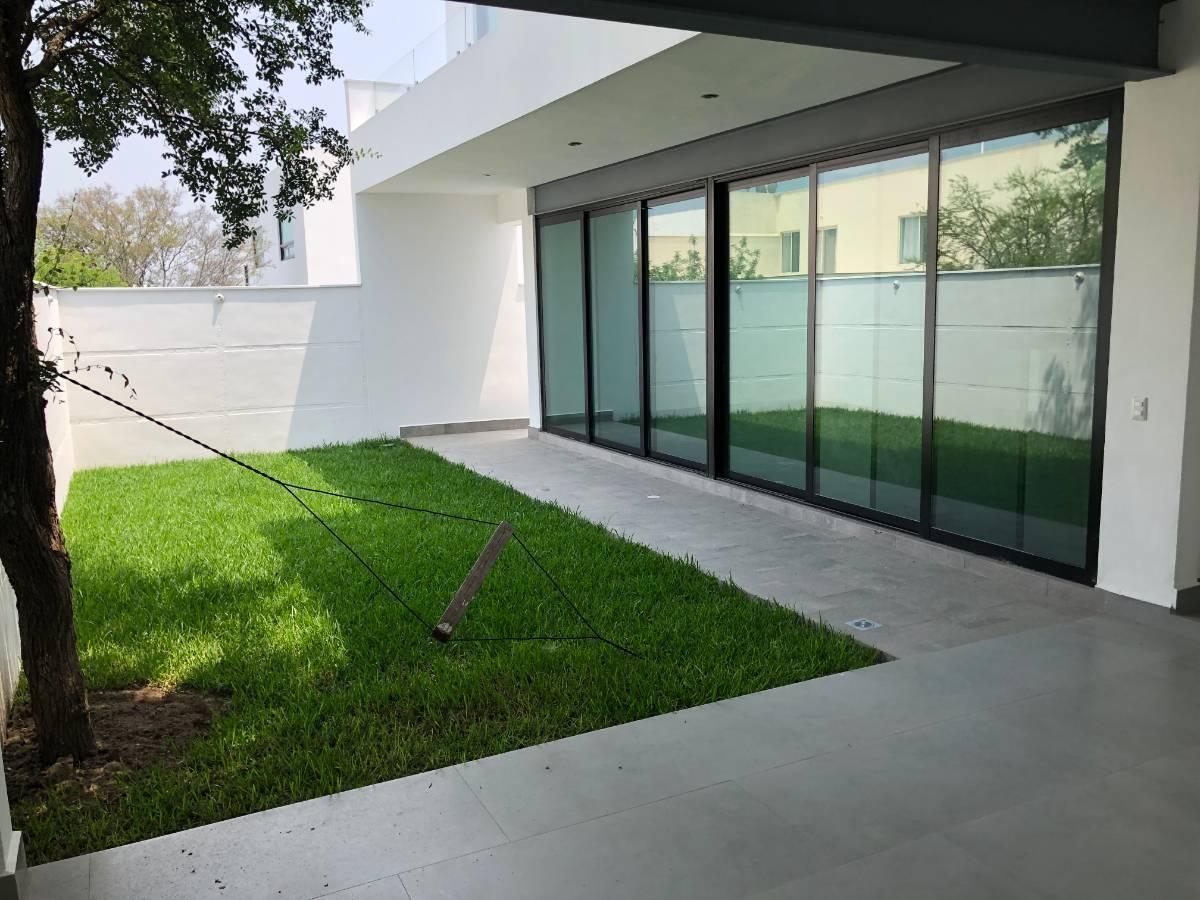 casa-en-venta-en-valle-del-vergel-carretera-nacional-monterrey-nlrec-en-pb14-37391