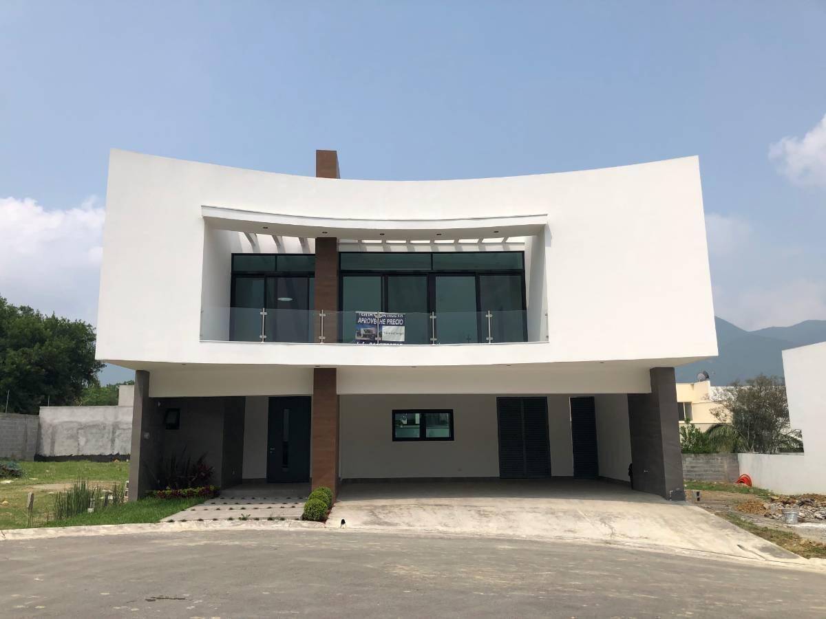 casa-en-venta-en-valle-del-vergel-carretera-nacional-monterrey-rec-en-pb2-37393