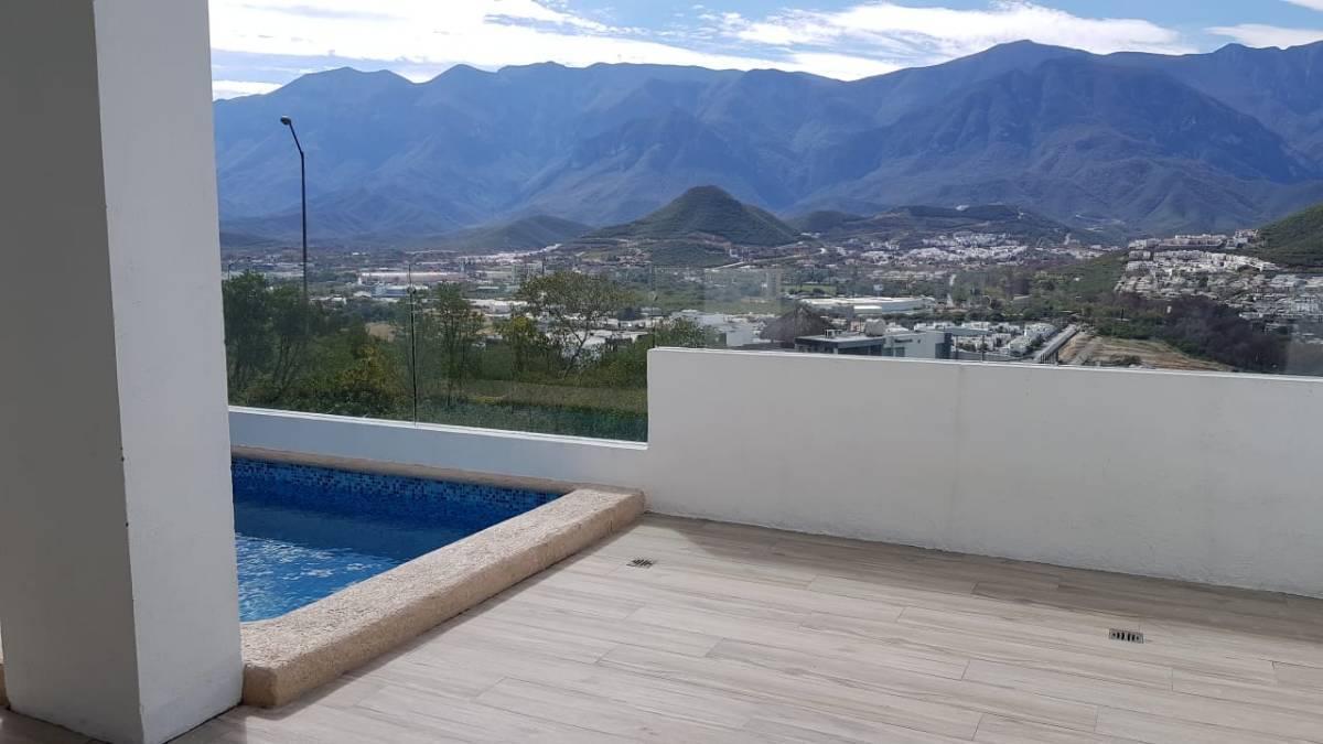 casa-en-venta-en-vistalta-con-alberca26-37350