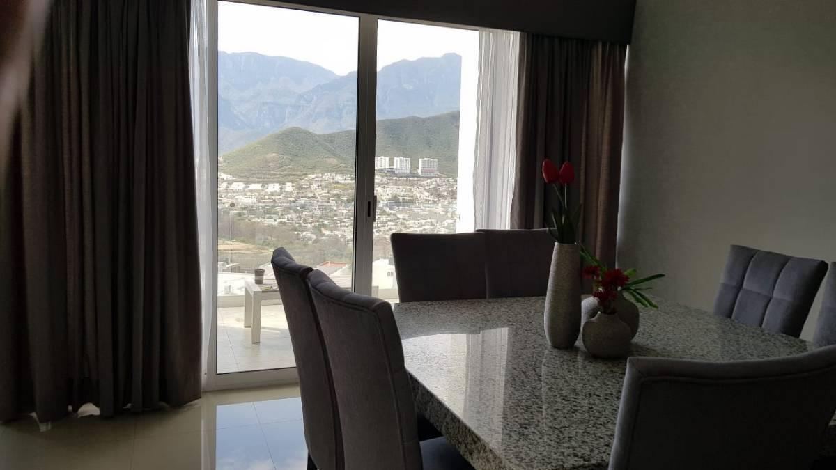 casa-en-venta-en-vistalta-con-alberca6-37350