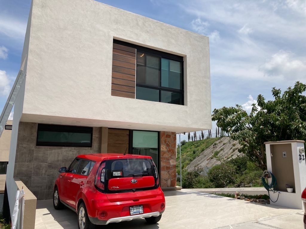 casa-en-venta-en-zibata-queretaro3-15001