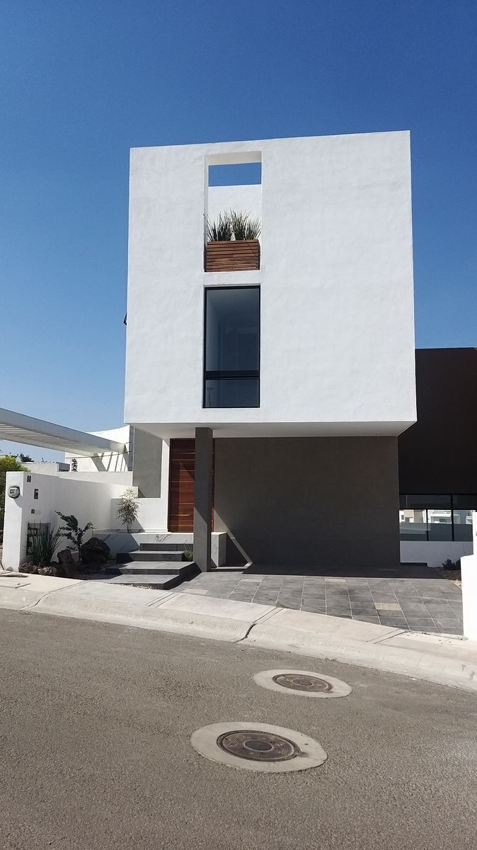 CASA EN VENTA EN ZIBATA, QUERÉTARO