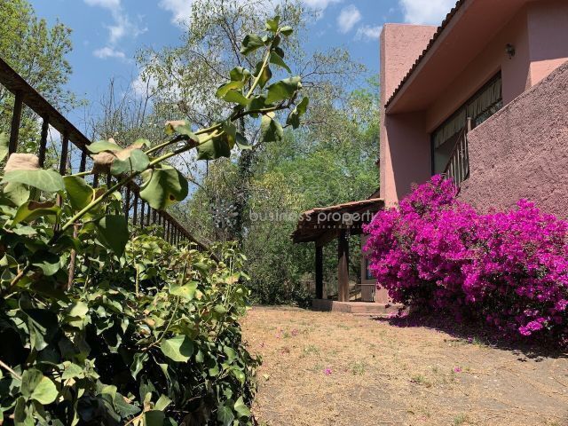 casa-en-venta-en-zona-esmeralda-muy-amplia-y-grandes-espacios10-36237