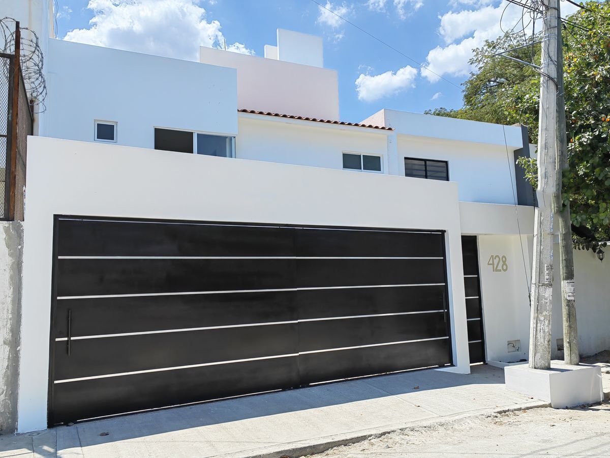 Casa en venta en zona sur oriente a 2 cuadras del libramiento sur