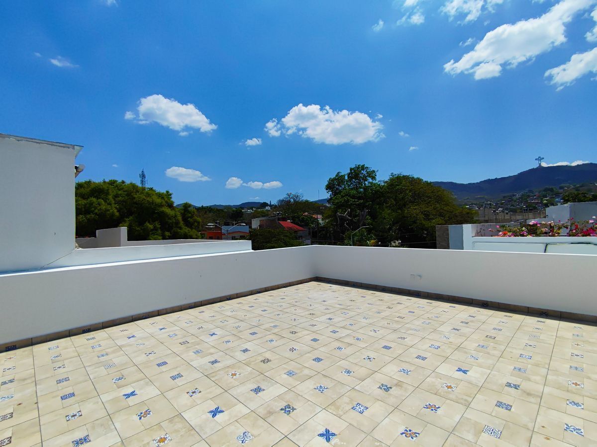 casa-en-venta-en-zona-sur-oriente-a-2-cuadras-del-libramiento-sur18-34897