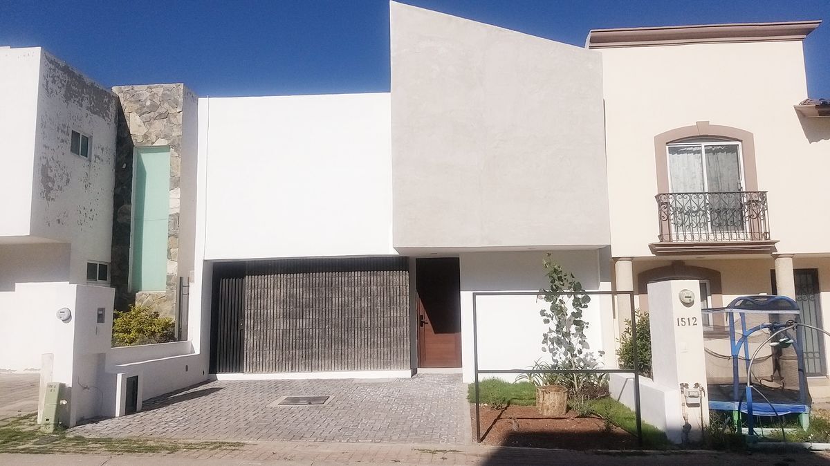 CASA EN VENTA ,FRACCIONAMIENTO EL REFUGIO,QUERÉTARO