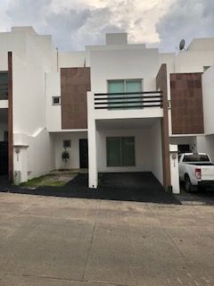 Casa en venta, fraccionamiento exclusivo!!