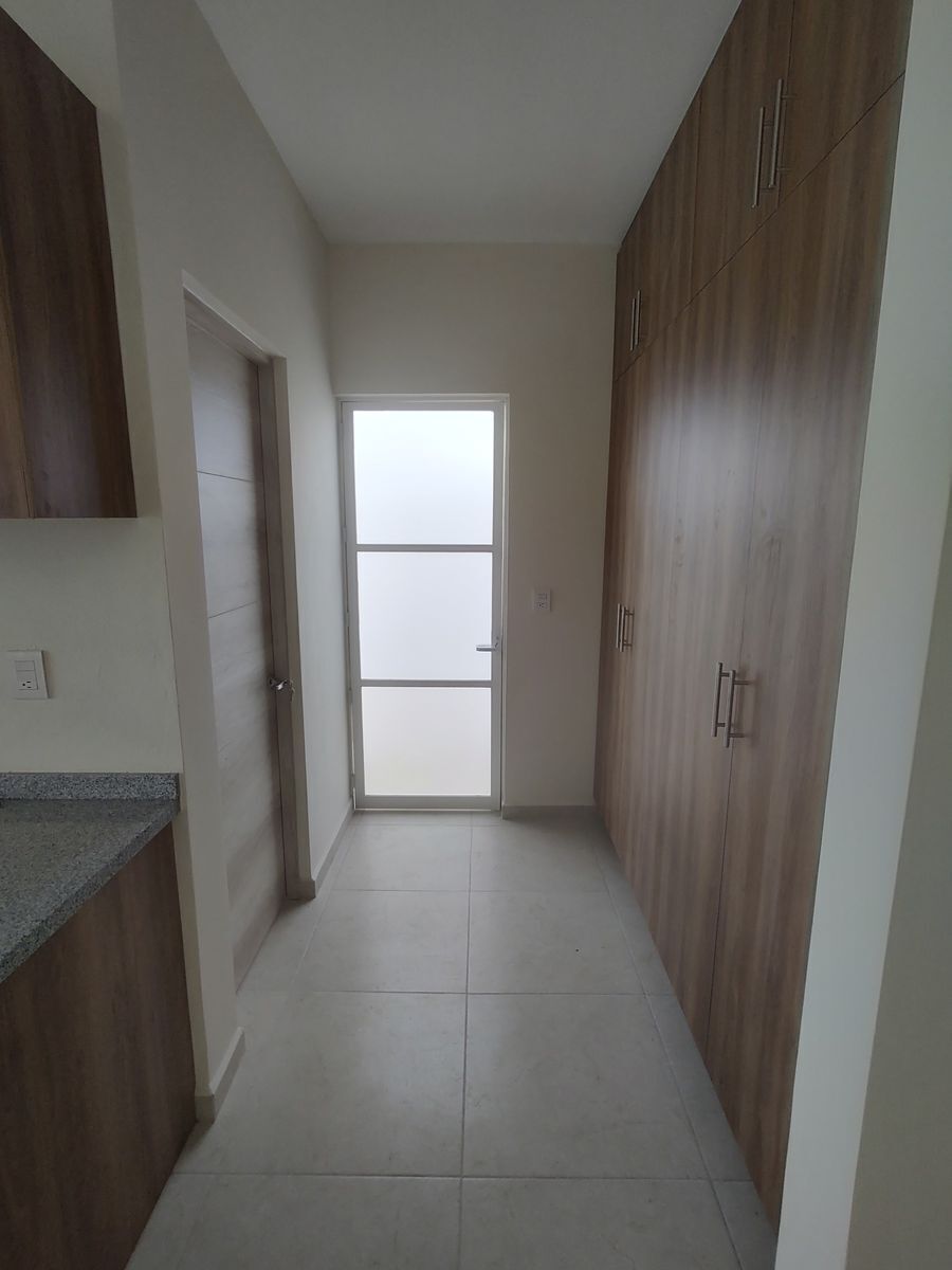 casa-en-venta-grand-juriquilla--san-isidro-queretaro-qro15-29312