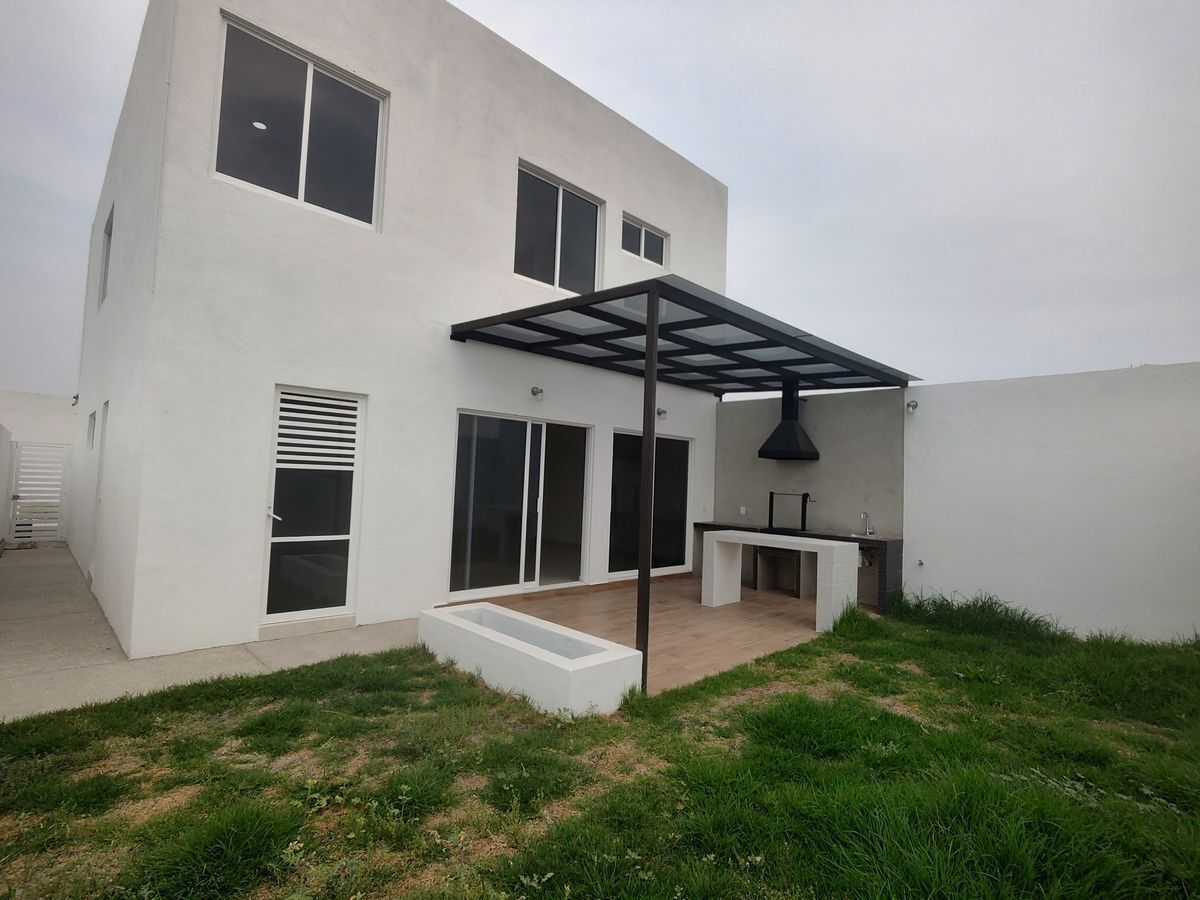 casa-en-venta-grand-juriquilla--san-isidro-queretaro-qro39-29312