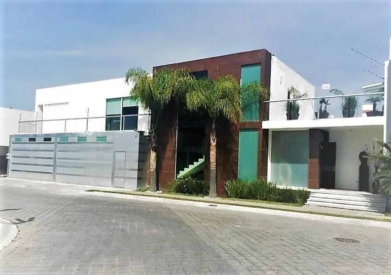 CASA EN VENTA LA CIMA RESIDENCIAL