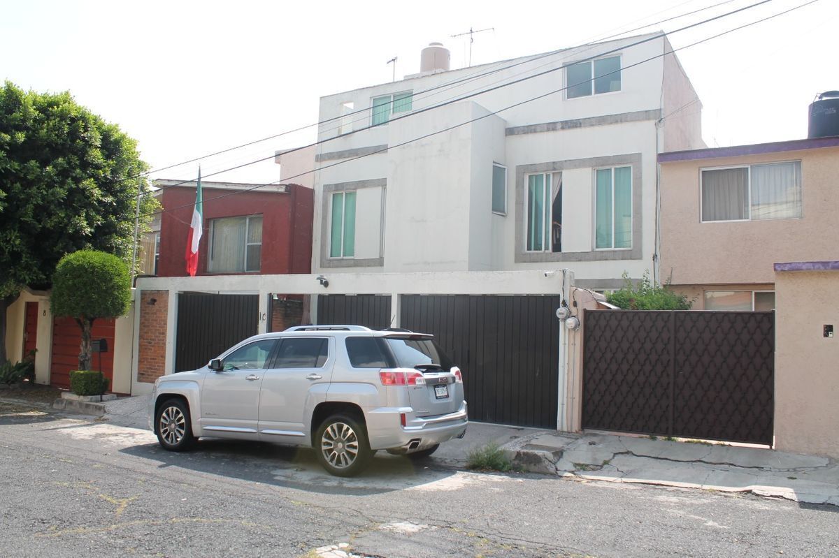 CASA EN VENTA, LA JOYA, TLALPAN