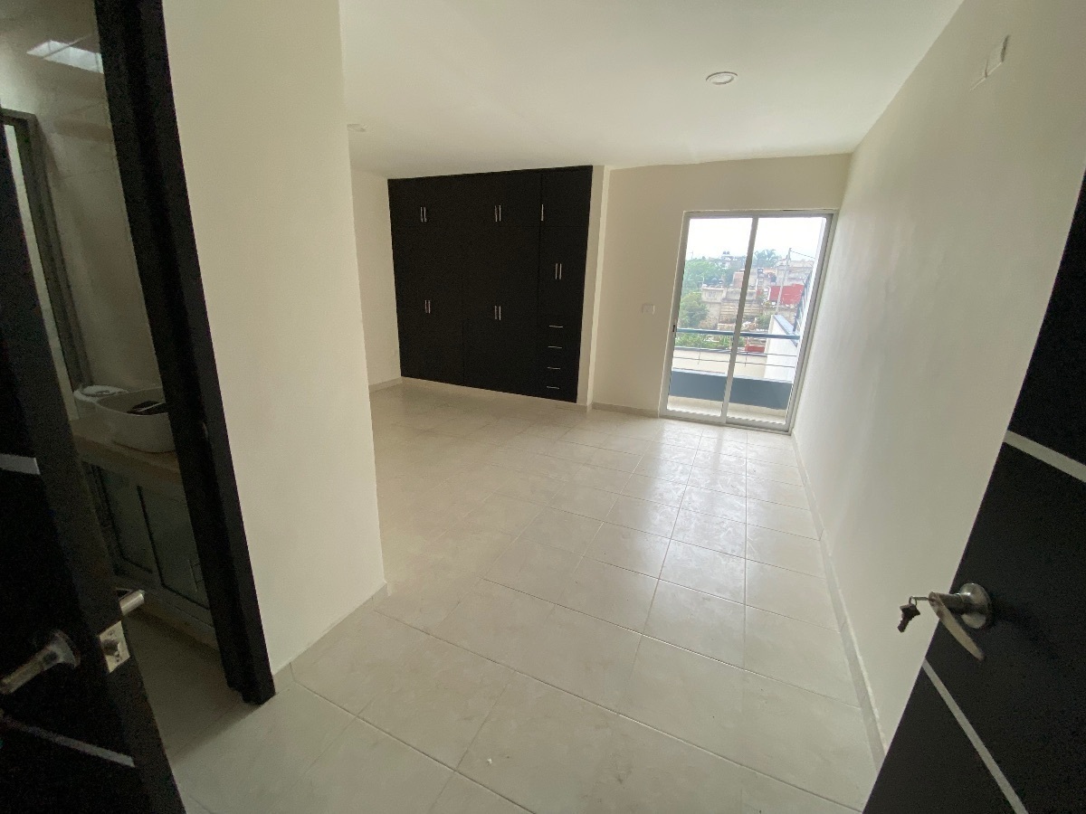 casa-en-venta-lomas-de-casa-blanca-cerca-de-chedraui-plaza-crystal4-37294