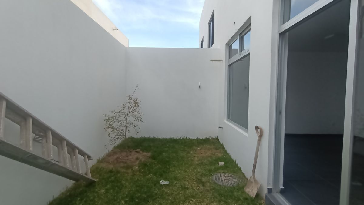 casa-en-venta-madeiras-residencial-zapopan-coto-parota--con-roof-garden6-33039