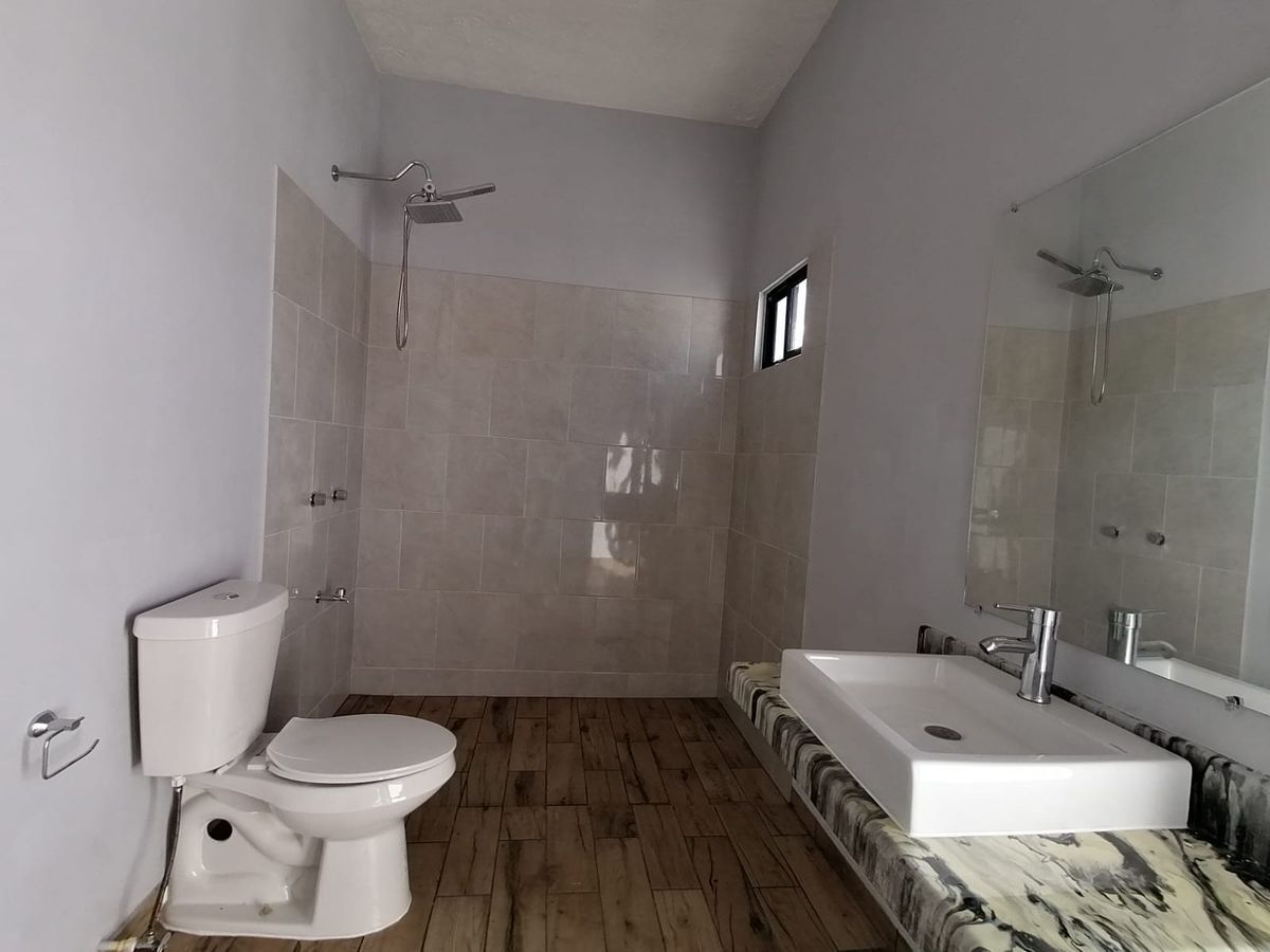 casa-en-venta-merida-zona-privilegiada-amenidades-y-cerca-a-la-playa13-26533