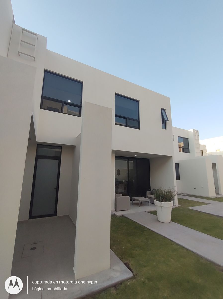 casa-en-venta-modelo--5-zibata-qro17-30659