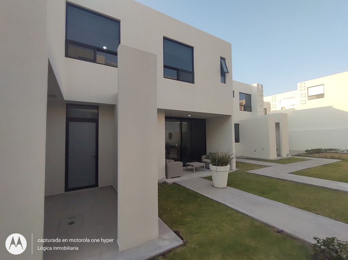 casa-en-venta-modelo--5-zibata-qro18-30659