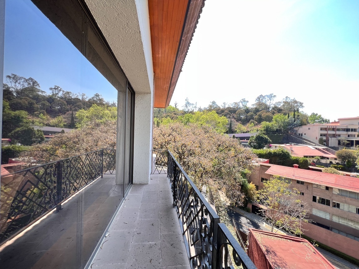 casa-en-venta-o-renta-en-bosques-de-las-lomas-4-recamaras-con-alberca-jardin-gr11-37462