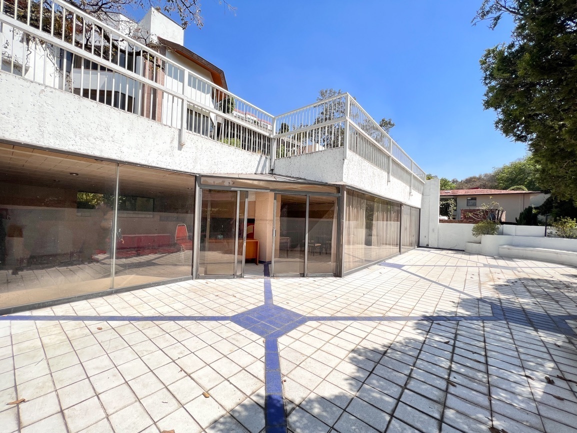 casa-en-venta-o-renta-en-bosques-de-las-lomas-4-recamaras-con-alberca-jardin-gr35-37462