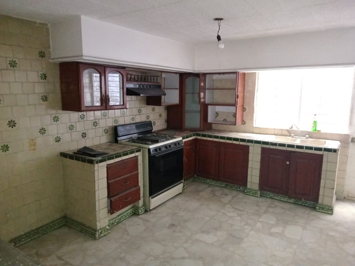 casa-en-venta-para-remodelar-en-paseos-del-sol--zapopan-jalisco4-24180