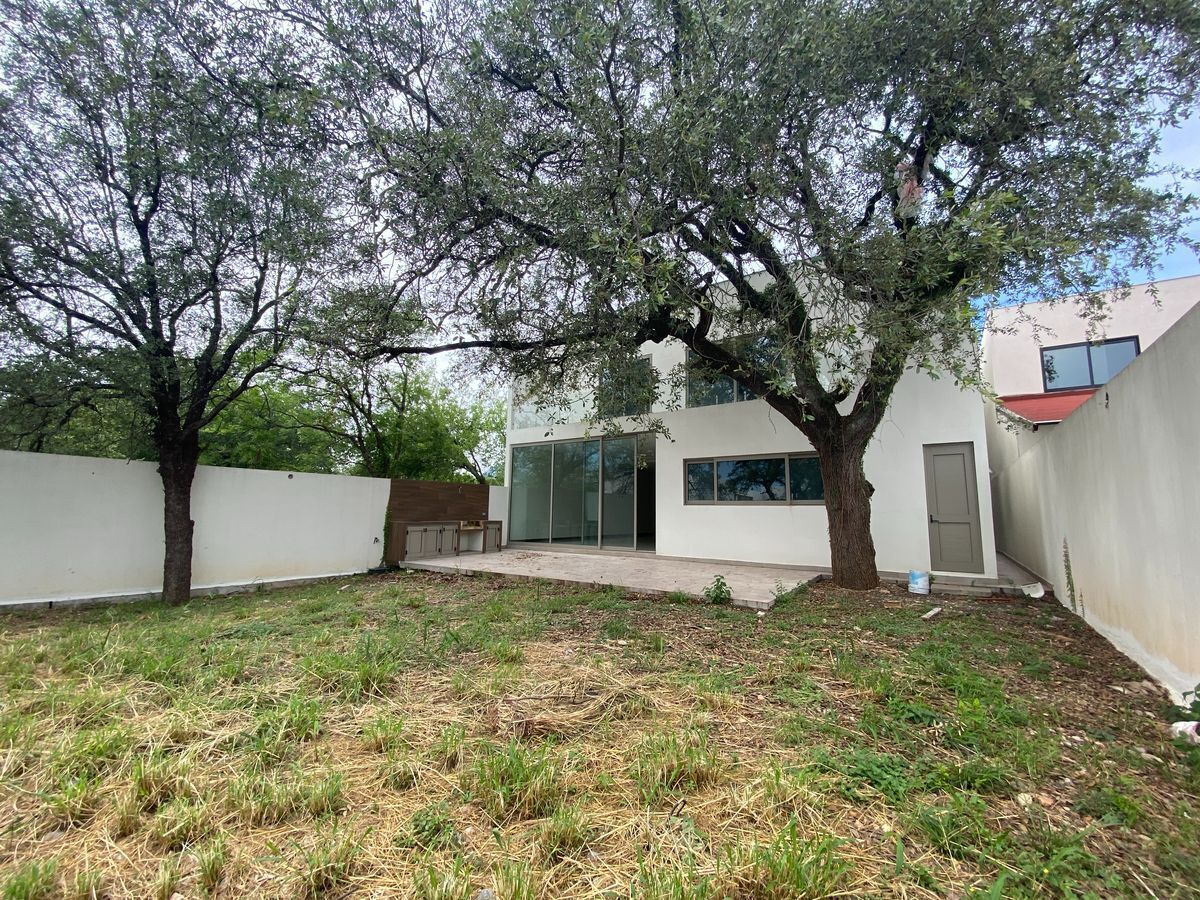 casa-en-venta-patio-amplio-el-uro2-carretera-nacional-monterrey11-15130