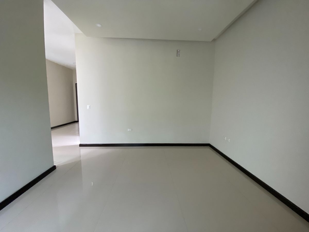 casa-en-venta-patio-amplio-el-uro2-carretera-nacional-monterrey23-15130