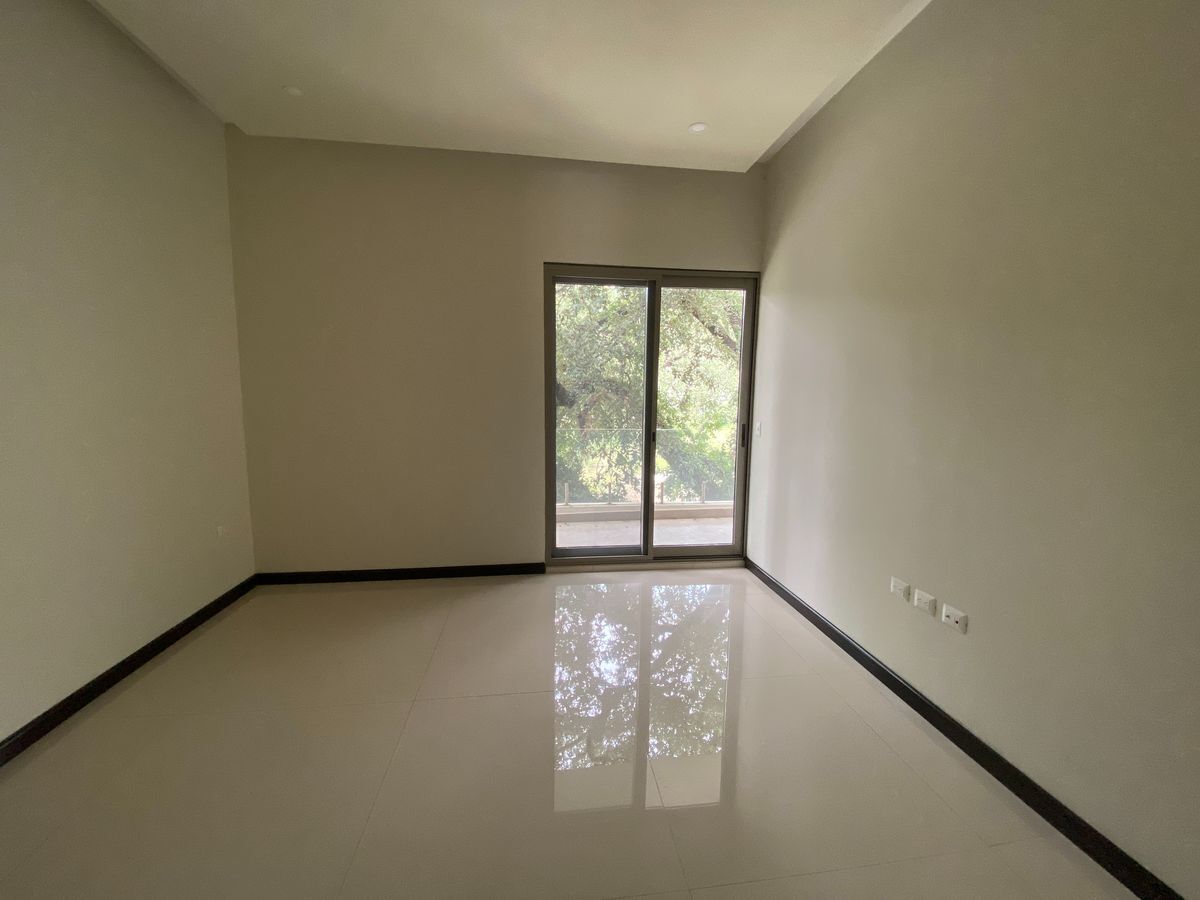 casa-en-venta-patio-amplio-el-uro2-carretera-nacional-monterrey24-15130