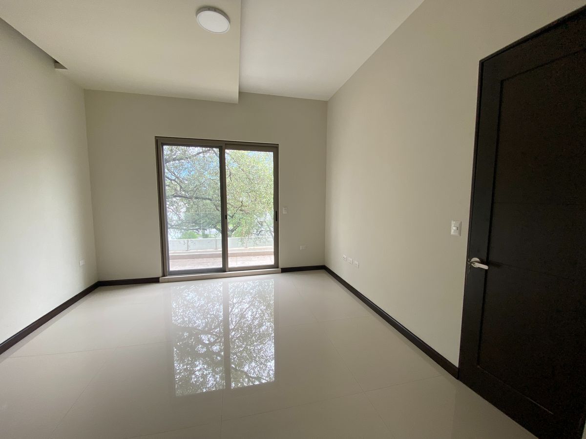 casa-en-venta-patio-amplio-el-uro2-carretera-nacional-monterrey25-15130