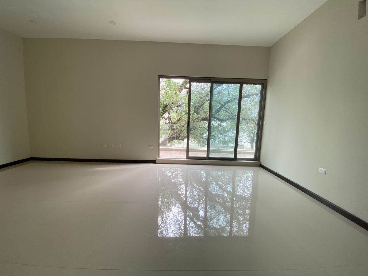 casa-en-venta-patio-amplio-el-uro2-carretera-nacional-monterrey31-15130