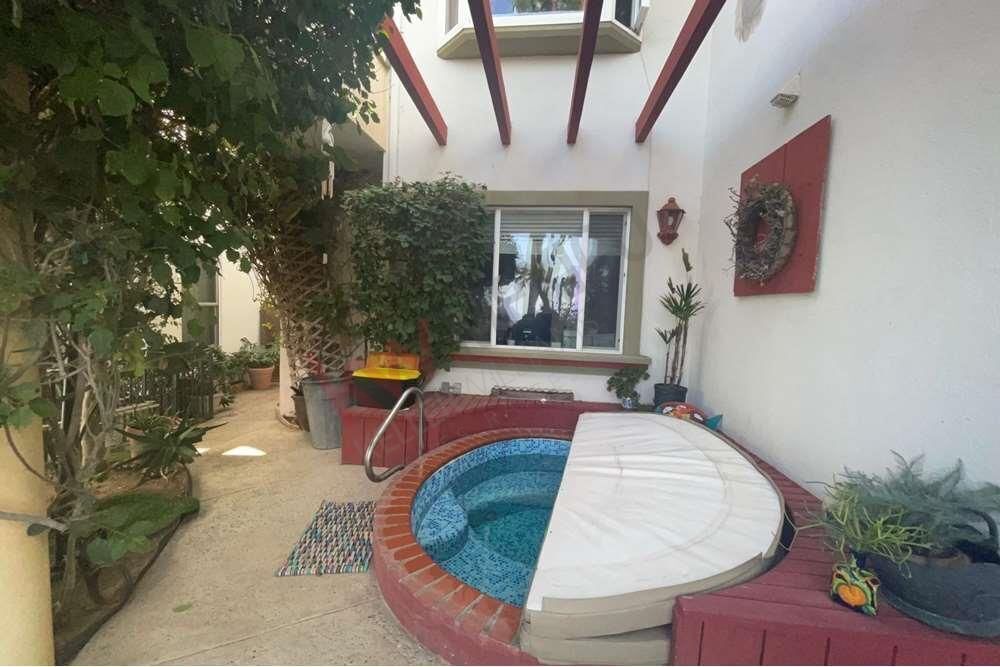 casa-en-venta-real-del-mar-tijuana-cuenta-con-increibles-vistas-al-mar44-24385