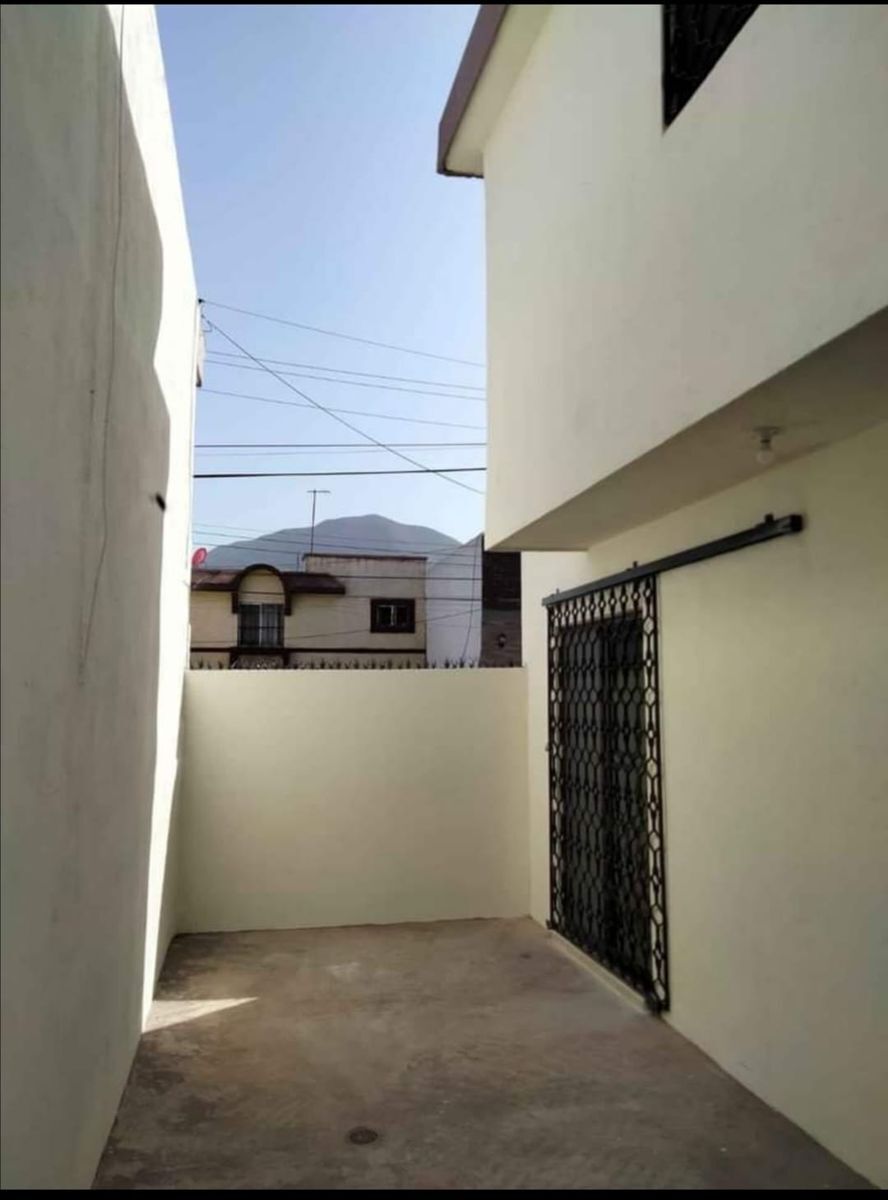 casa-en-venta-residencial-santa-rosa-guadalupe-nuevo-len6-13854