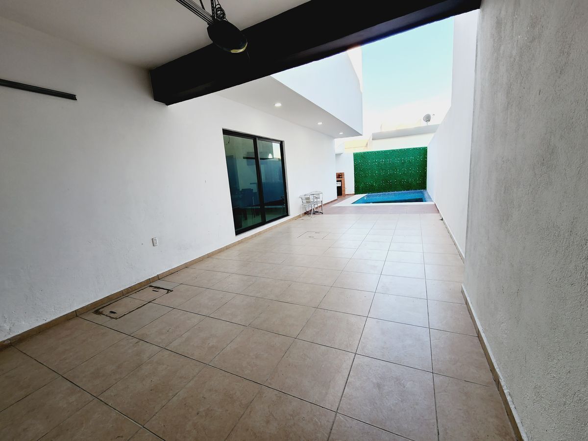 casa-en-venta-seminueva-con-alberca-y-climatizada-fracc-lomas-residencial11-25481