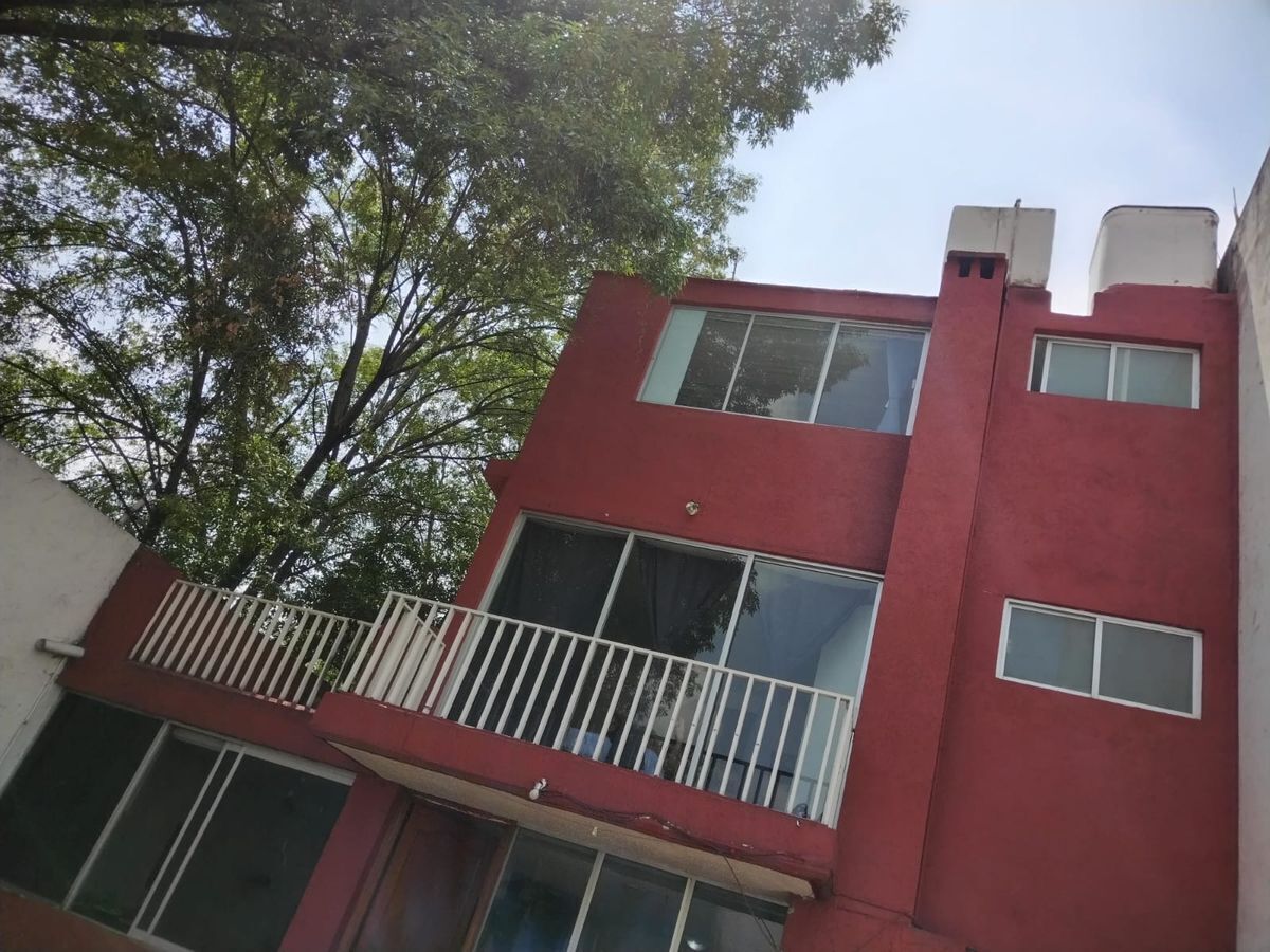 casa-en-venta-sobre-av-principal-en-bosques-de-echegaray9-31411