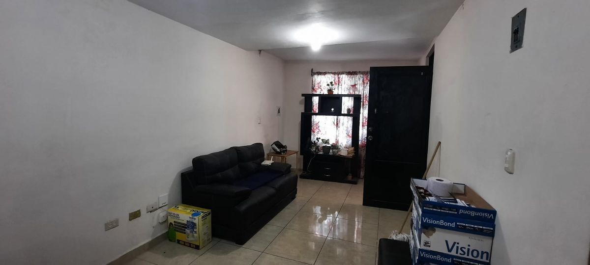 CASA EN VENTA SOBRE AVENIDA EN APODACA, COL FRESNOS