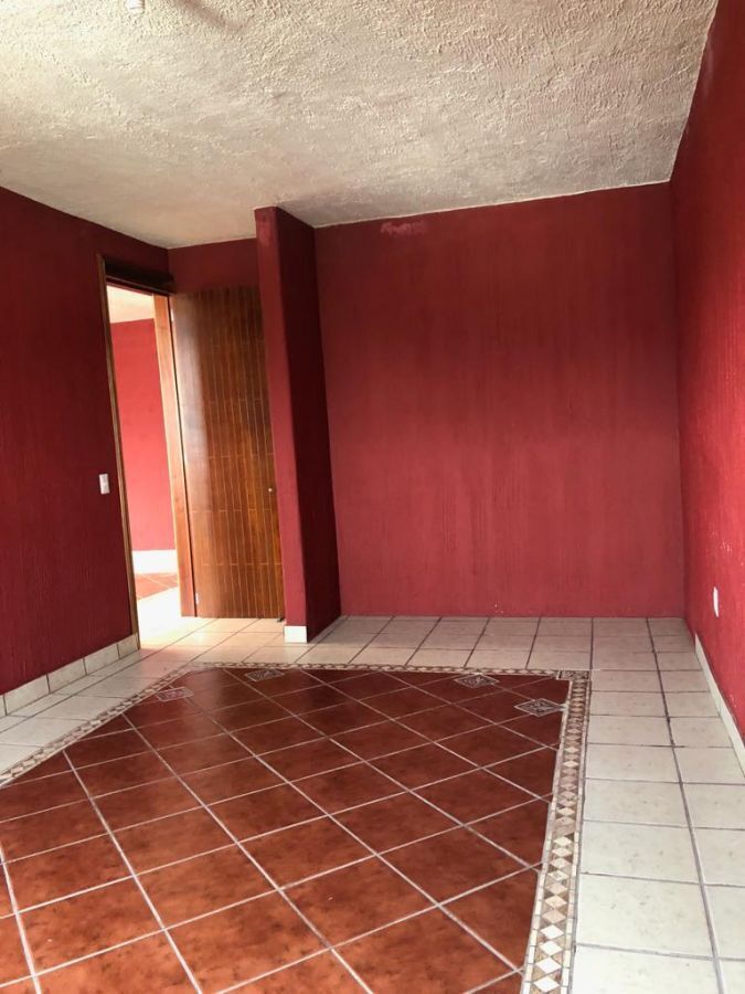 casa-en-venta-ubicada-en-esquina-ejidal-ocolusen-a-2-calles-del-tnel-altozano10-13712