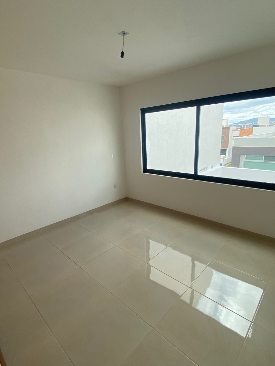 casa-en-venta-ubicada-en-milenio-iii22-18066