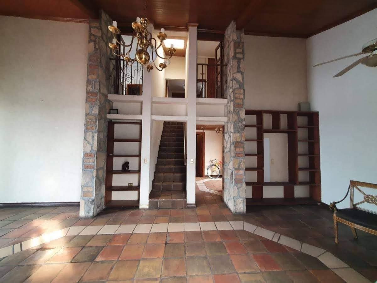 casa-en-venta-zona-contry-cerca-del-cerro-de-la-silla3-15174