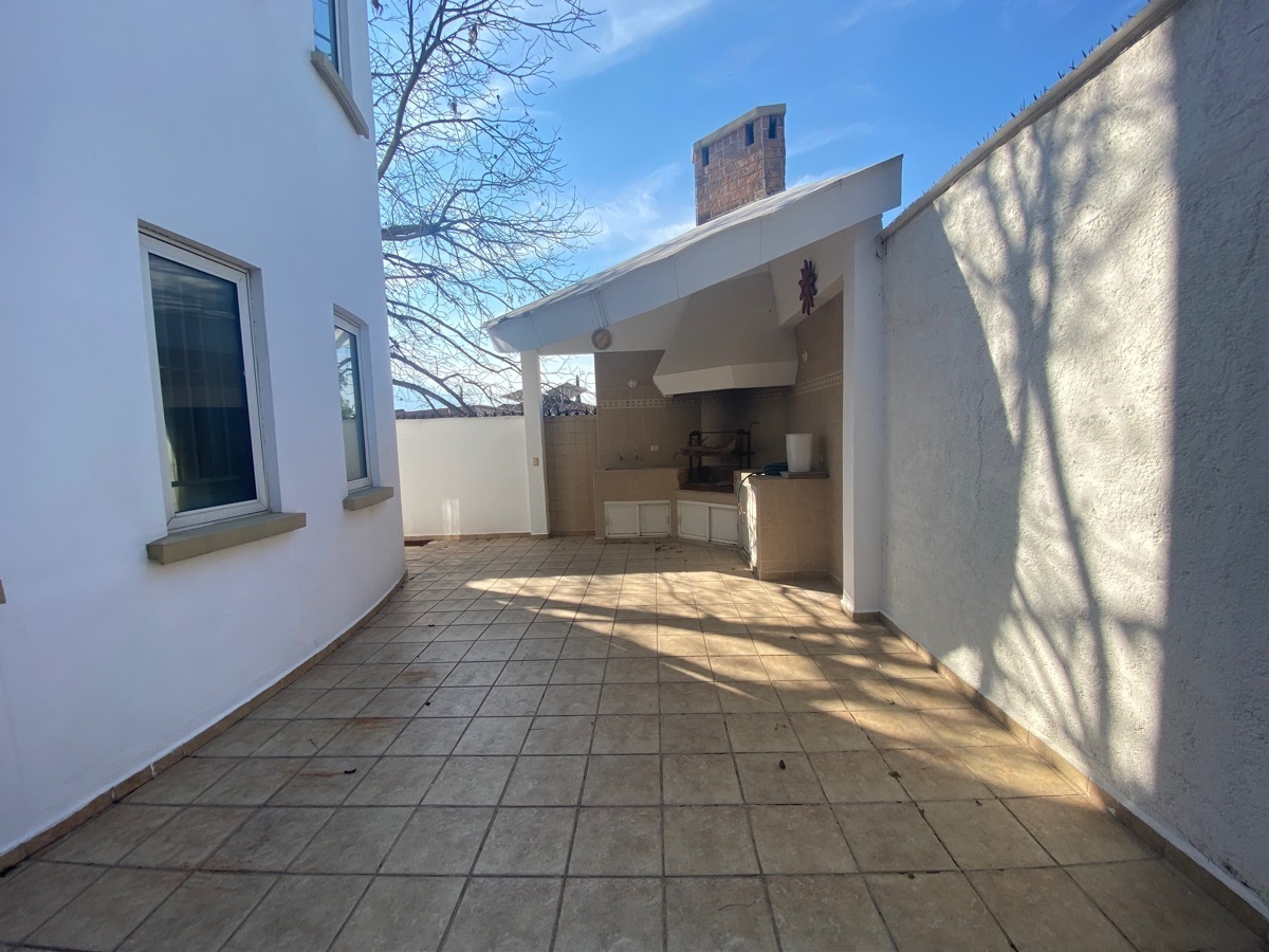 casa-en-venta-zona-contry-la--silla-ubicada-a-la-falda-del-cerro-de-la-silla24-15094