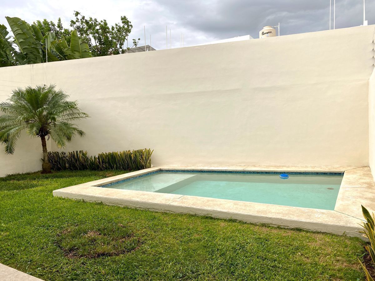 casa-equipada-con-alberca-en-venta--las-margaritas-cholul5-27079