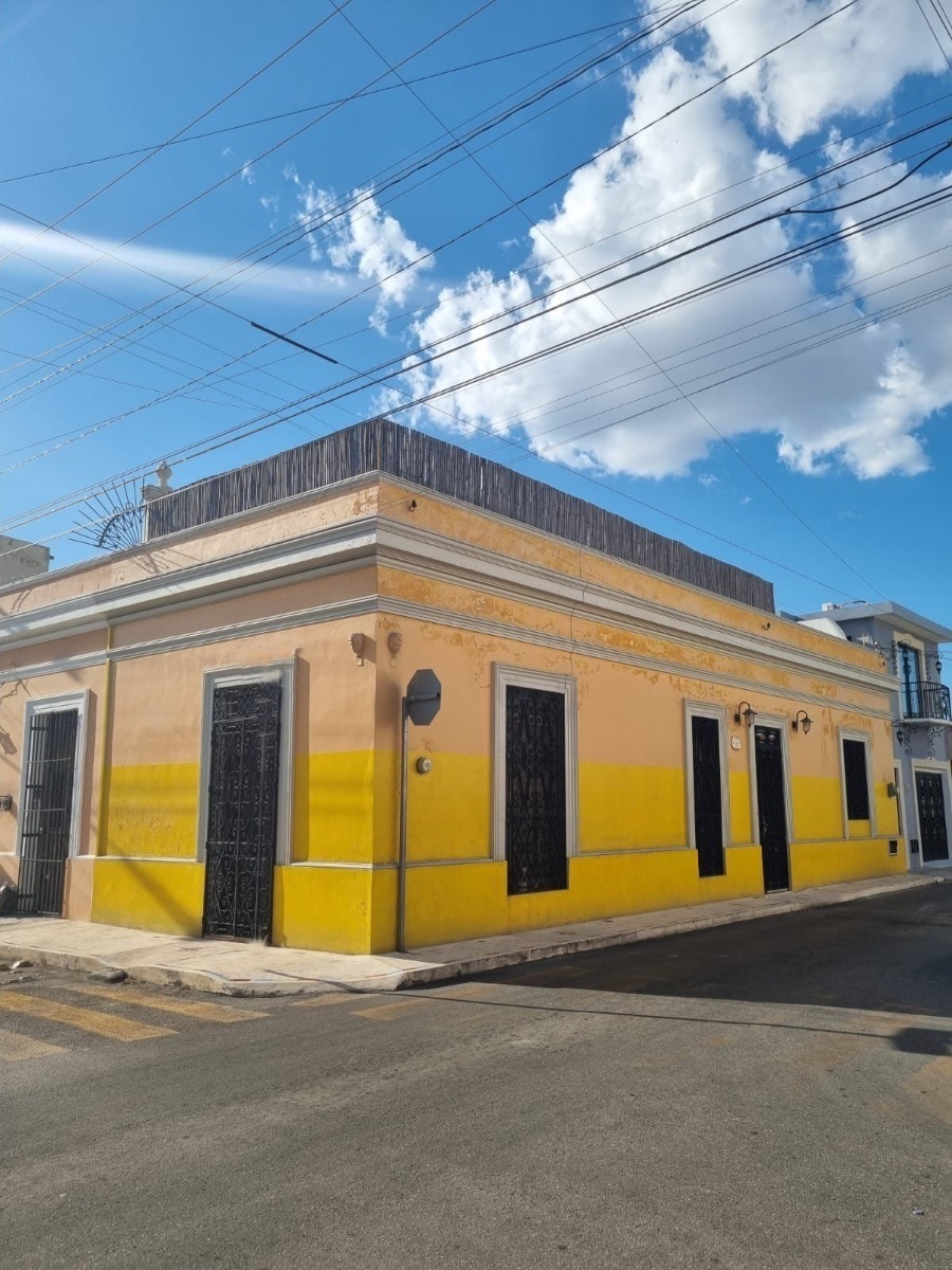 Casa estilo colonial amueblada en renta