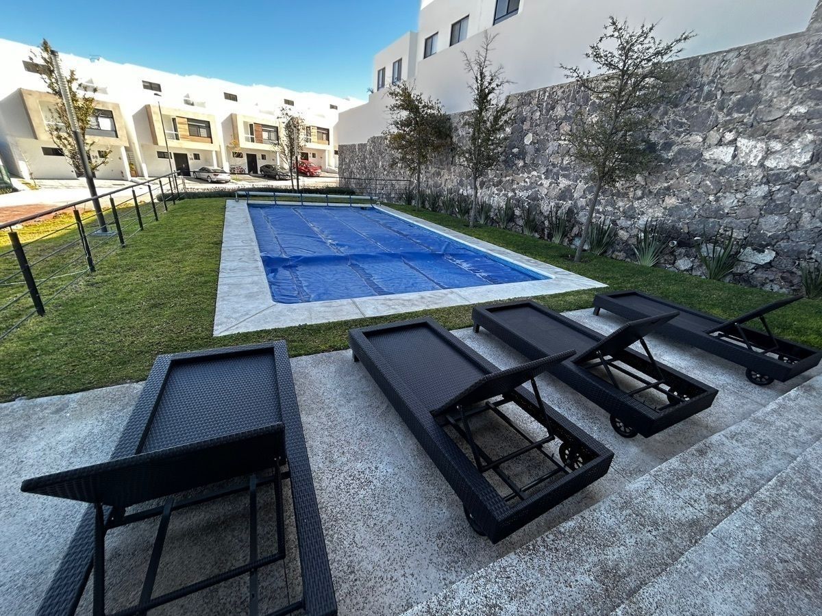 casa-nueva-con-roof-garden-en-zibat21-22984