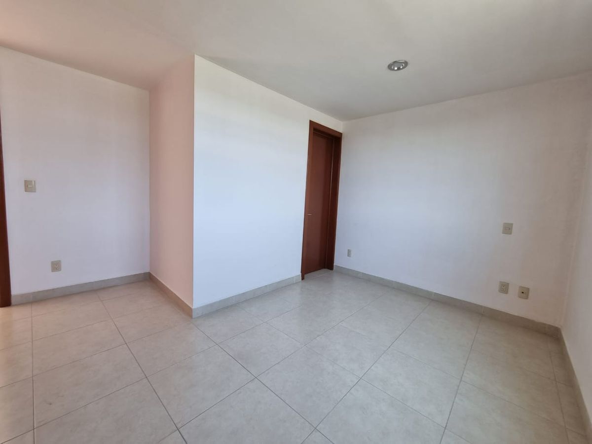 casa-nueva-en-venta-en-privada-pequea-zona-cntrica-de-metepec4-26917