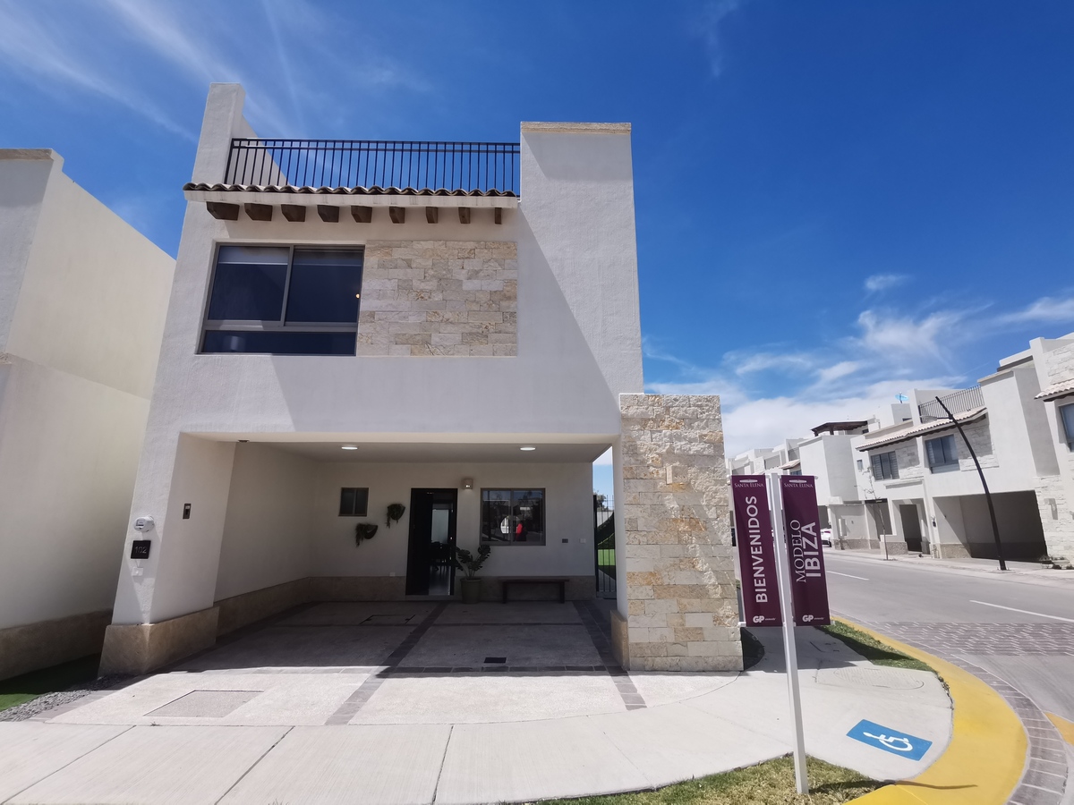 Casa Nueva en VENTA Fraccionamiento privado al sur de León Gto modelo Ibiza